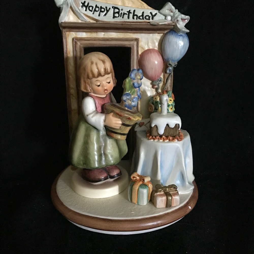 Birthday Treats Hummelscape w/ Birthday Gifts Hummel